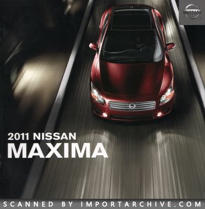 2011 Nissan Brochure Cover