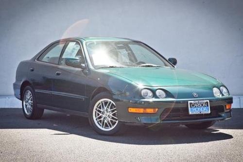 Photo of a 1999-2001 Acura Integra in Clover Green Pearl (paint color code G95P