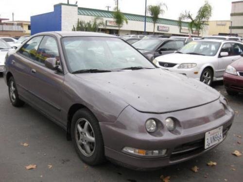 Photo of a 1994 Acura Integra in Rosewood Brown Metallic (paint color code YR503M
