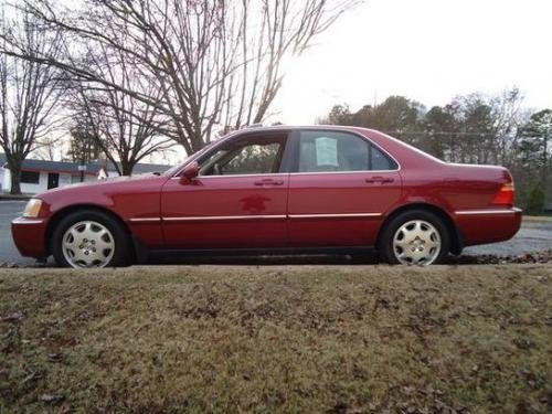 Photo of a 1998-2000 Acura RL in Ruby Red Pearl (paint color code R504P