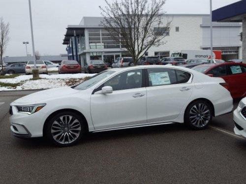 Photo of a 2018 Acura RLX in Platinum White Pearl (paint color code NH883P