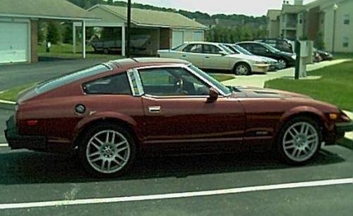 Photo of a 1979-1980 Datsun Z in Maroon Mist Metallic (paint color code 603