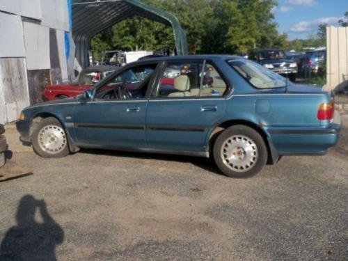 Photo of a 1990-1991 Honda Accord in Hampshire Green Metallic (paint color code BG26M