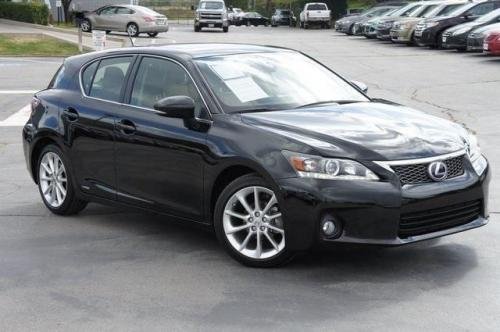 Photo of a 2011-2017 Lexus CT in Obsidian Roof (paint color code 2PX