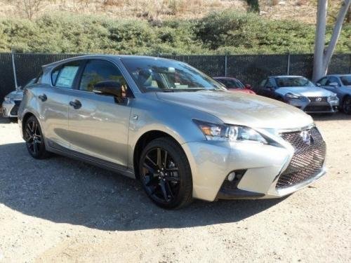 Photo of a 2016-2017 Lexus CT in Obsidian Roof on Atomic Silver (paint color code 2MN
