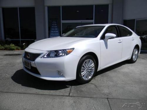 Photo Image Gallery & Touchup Paint: Lexus ES in Starfire Pearl   (077)  YEARS: 2013-2015