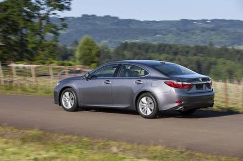 Photo Image Gallery & Touchup Paint: Lexus ES in Nebula Gray Pearl  (1H9)  YEARS: 2013-2017