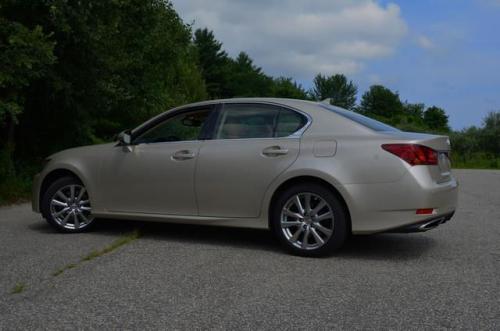 Photo Image Gallery & Touchup Paint: Lexus GS in Satin Cashmere Metallic  (4U7)  YEARS: 2013-2013