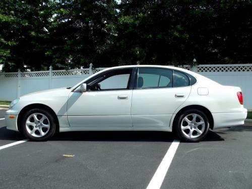 Photo Image Gallery & Touchup Paint: Lexus GS in Parchment Crystal   (066)  YEARS: 2003-2004