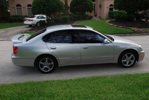 Photo Image Gallery & Touchup Paint: Lexus GS in Millennium Silver Metallic  (1C0)  YEARS: 2000-2005