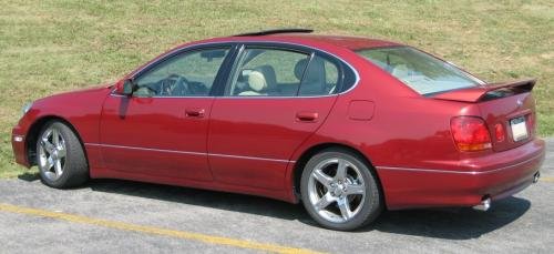 Photo of a 1998-2002 Lexus GS in Cinnabar Pearl (paint color code 3N1