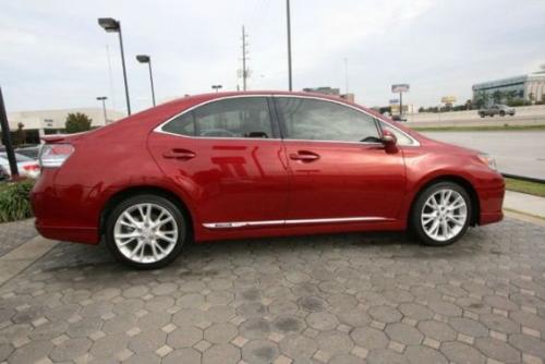 Photo Image Gallery & Touchup Paint: Lexus HS in Matador Red Mica  (3R1)  YEARS: 2010-2012