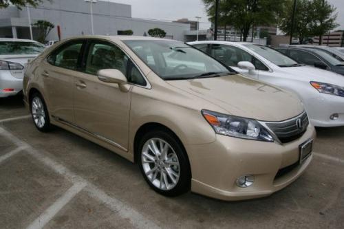 Photo Image Gallery & Touchup Paint: Lexus HS in Golden Almond Metallic  (4T1)  YEARS: 2010-2010