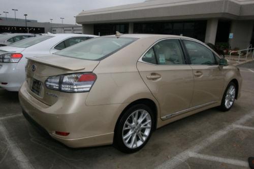 Photo Image Gallery & Touchup Paint: Lexus HS in Golden Almond Metallic  (4T1)  YEARS: 2010-2010