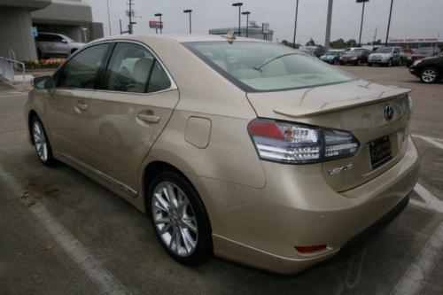 Photo Image Gallery & Touchup Paint: Lexus HS in Golden Almond Metallic  (4T1)  YEARS: 2010-2010
