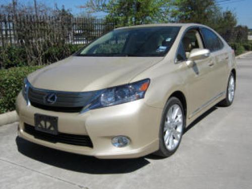 Photo Image Gallery & Touchup Paint: Lexus HS in Golden Almond Metallic  (4T1)  YEARS: 2010-2010