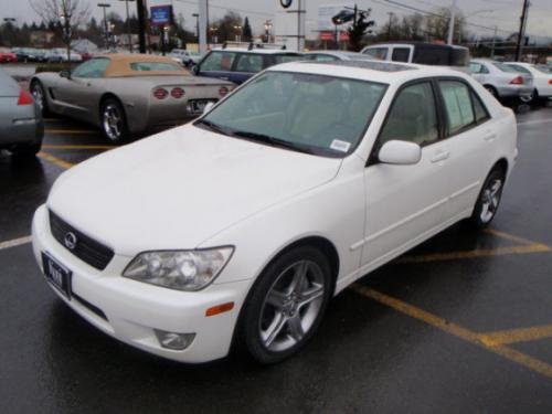 Photo Image Gallery & Touchup Paint: Lexus IS in Crystal White   (062)  YEARS: 2002-2005
