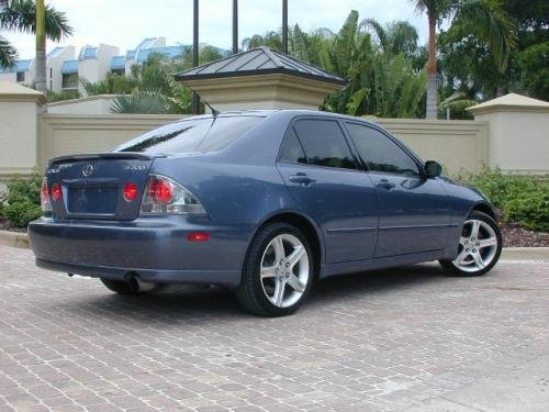 Photo Image Gallery & Touchup Paint: Lexus IS in Bluestone Metallic   (8N6)  YEARS: 2004-2005