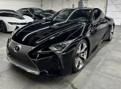 Photo of a 2019-2021 Lexus LC in Obsidian (paint color code 212