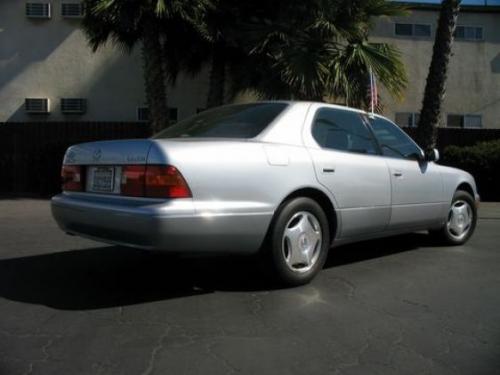 Photo Image Gallery & Touchup Paint: Lexus LS in Alpine Silver Metallic  (199)  YEARS: 1995-2000