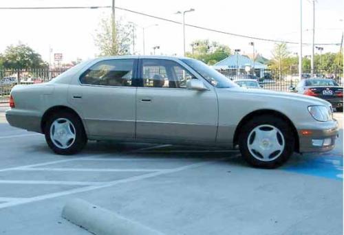 Photo Image Gallery & Touchup Paint: Lexus LS in Mystic Gold Metallic  (4P7)  YEARS: 1999-2000