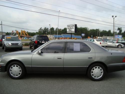 Photo Image Gallery & Touchup Paint: Lexus LS in Moonstone Pearl   (6N0)  YEARS: 1995-1997