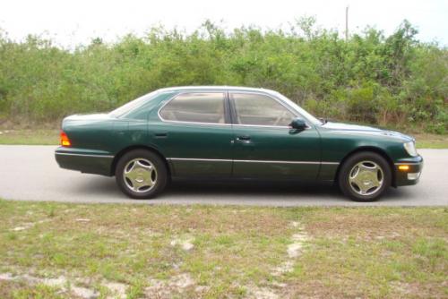 Photo Image Gallery & Touchup Paint: Lexus LS in Imperial Jade Mica  (6Q7)  YEARS: 1998-2000