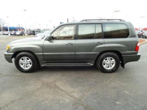 Photo Image Gallery & Touchup Paint: Lexus LX in Riverock Green Mica  (1C3)  YEARS: 1998-2002