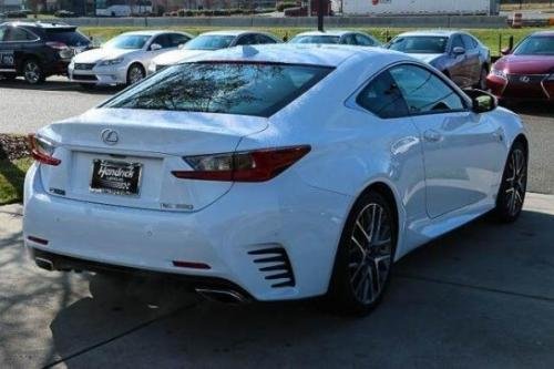 Photo Image Gallery & Touchup Paint: Lexus RC in Ultra White   (083)  YEARS: 2015-2017