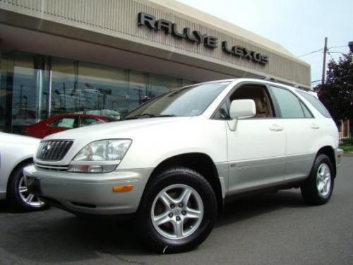 Photo Image Gallery & Touchup Paint: Lexus RX in White Gold Crystal  (065)  YEARS: 2001-2003