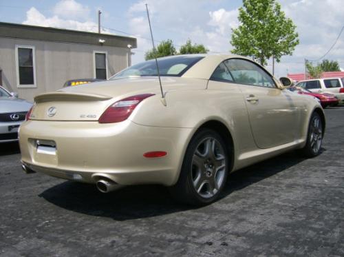 Photo Image Gallery & Touchup Paint: Lexus SC in Chardonnay Pearl   (4S7)  YEARS: 2006-2007
