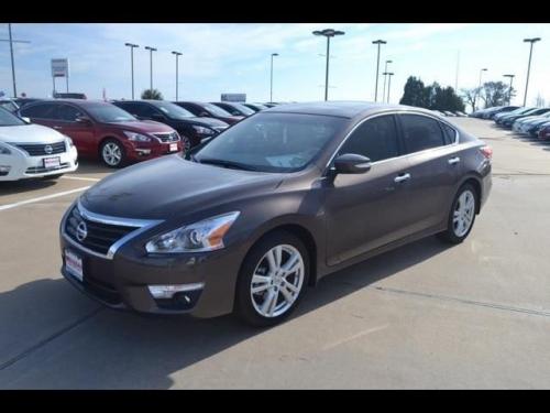 Photo Image Gallery Touchup Paint Nissan Altima In Java Metallic Caj