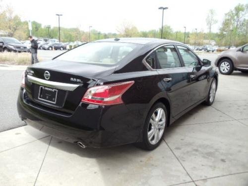 nissan altima Photo Example of Paint Code KH3