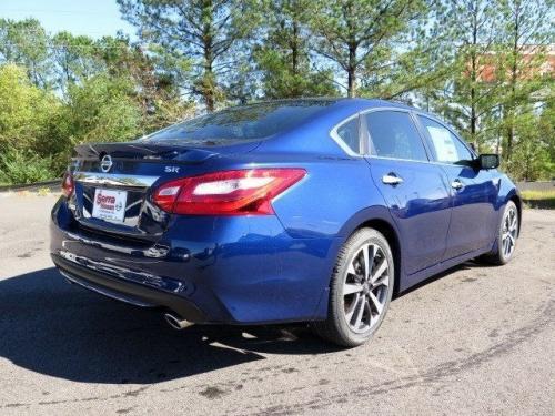 Photo Image Gallery Touchup Paint Nissan Altima In Deep Blue Pearl Ray