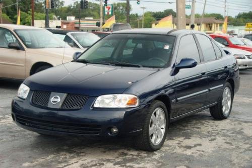 Photo of a 2005-2006 Nissan Sentra in Blue Dusk (paint color code B23