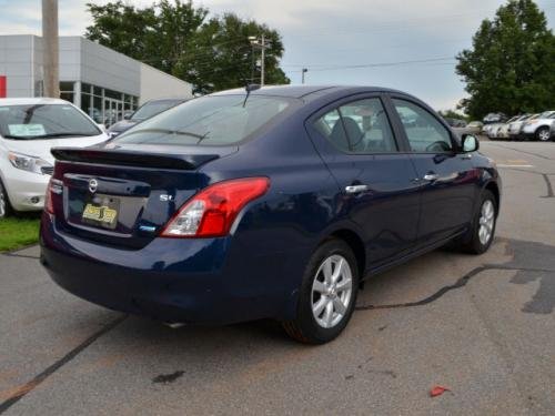 Photo Image Gallery & Touchup Paint: Nissan Versa in Blue Onyx   (B23)  YEARS: 2012-2014