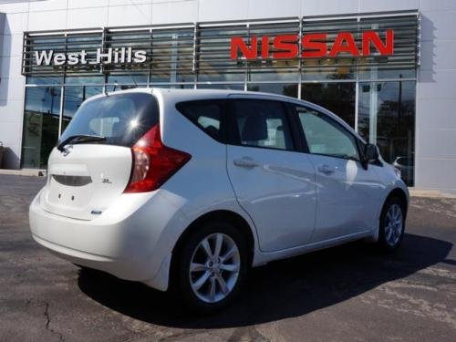 Photo of a 2014-2018 Nissan Versa Note in Aspen White Tricoat (paint color code QAC