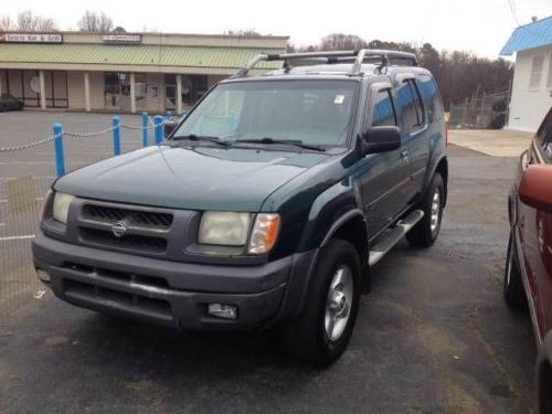 Photo Image Gallery & Touchup Paint: Nissan Xterra In Alpine Green (dw6)