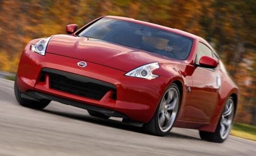 Photo of a 2009-2018 Nissan Z in Solid Red (paint color code A54