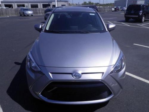 Photo Image Gallery & Touchup Paint: Scion IA in Sterling    (38P)  YEARS: 2016-2016