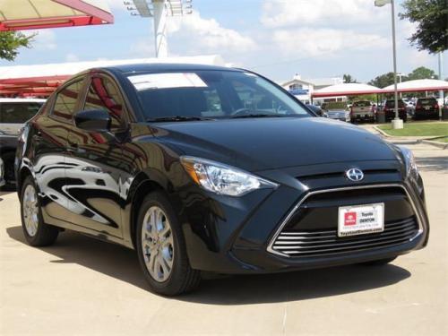 Photo Image Gallery & Touchup Paint: Scion IA in Stealth    (41W)  YEARS: 2016-2017