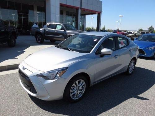 Photo Image Gallery & Touchup Paint: Scion IA in Chromium    (45P)  YEARS: 2017-2017