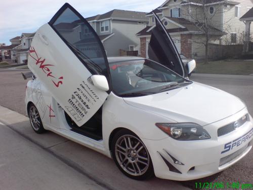 Photo Image Gallery & Touchup Paint: Scion TC in Super White   (040)  YEARS: 2005-2010