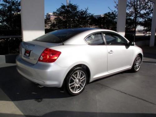 Photo Image Gallery & Touchup Paint: Scion TC in Silver Streak Mica  (1E7)  YEARS: 2005-2005