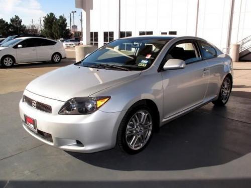 Photo Image Gallery & Touchup Paint: Scion TC in Silver Streak Mica  (1E7)  YEARS: 2005-2005