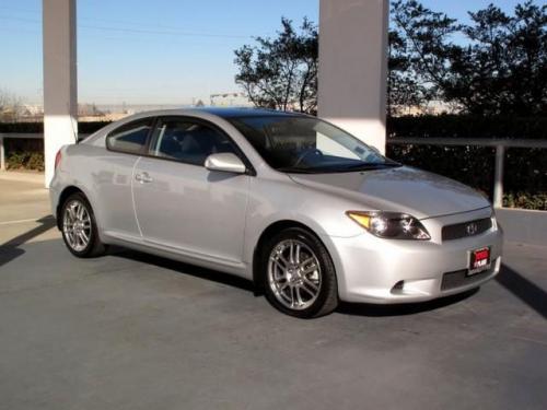 Photo Image Gallery & Touchup Paint: Scion TC in Silver Streak Mica  (1E7)  YEARS: 2005-2005
