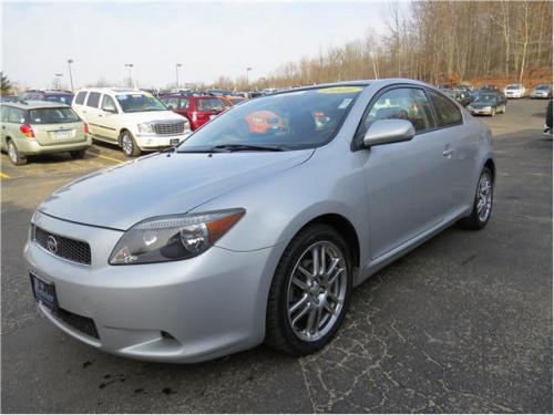 Photo Image Gallery & Touchup Paint: Scion TC in Silver Streak Mica  (1E7)  YEARS: 2005-2005