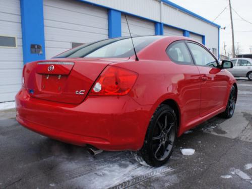 Photo Image Gallery & Touchup Paint: Scion TC in Absolutely Red   (3P0)  YEARS: 2005-2005