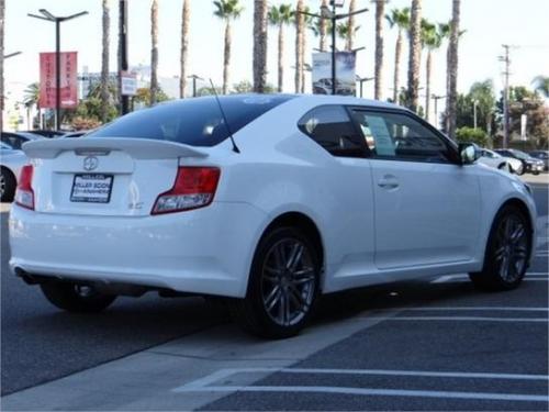 Photo Image Gallery & Touchup Paint: Scion TC in Super White   (040)  YEARS: 2011-2014
