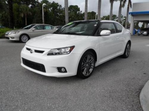 Photo Image Gallery & Touchup Paint: Scion TC in Super White   (040)  YEARS: 2011-2014